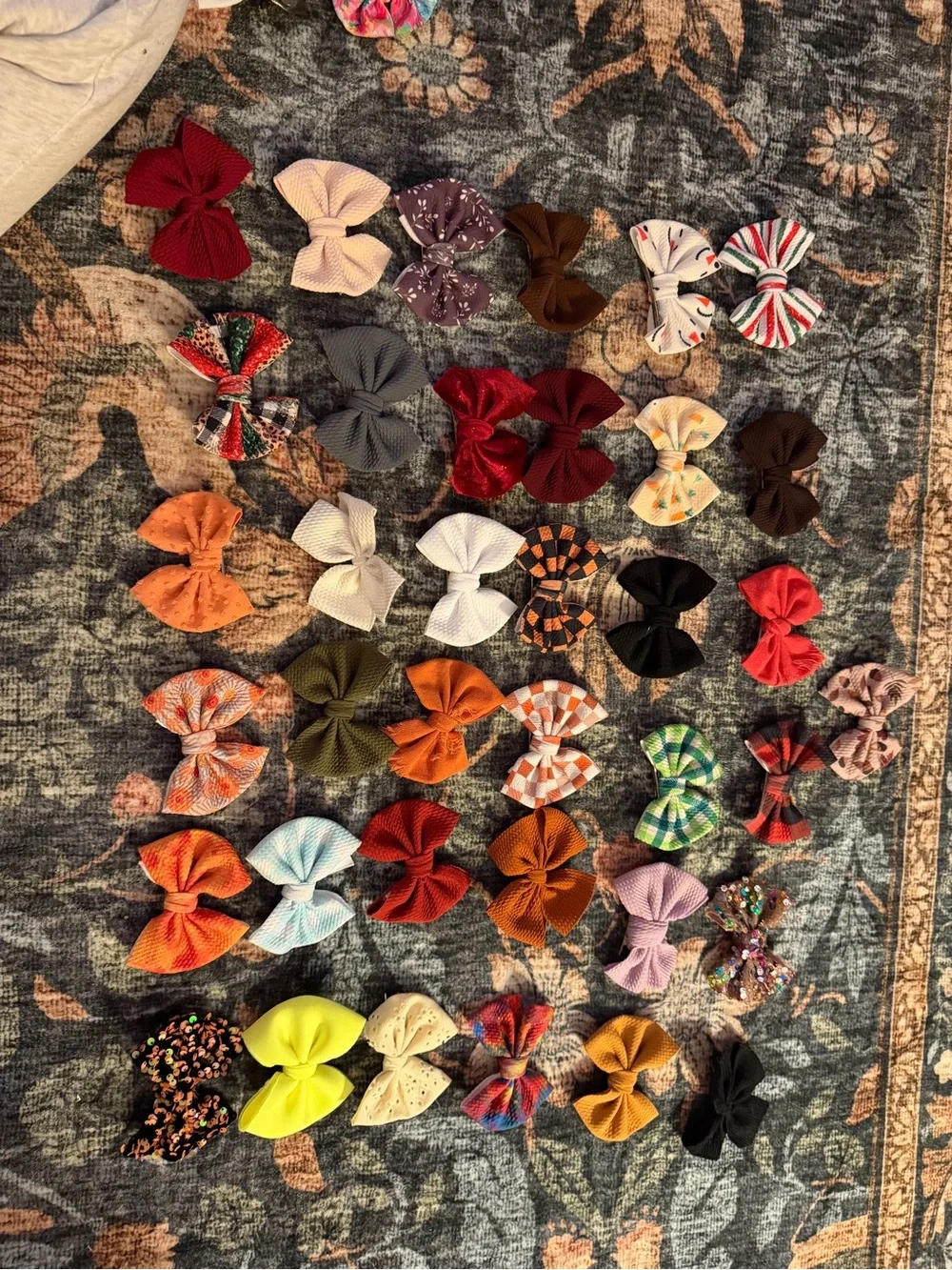 96 Kids Hair Bows - Multicolor/Prints